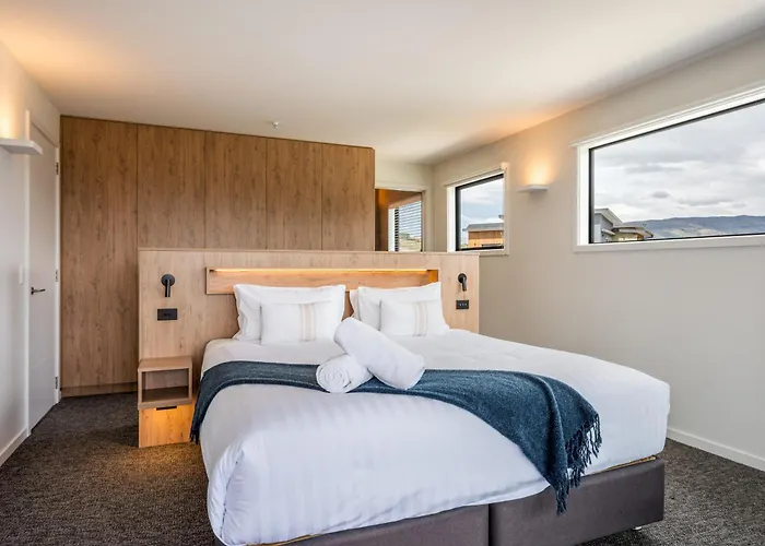 Modern With Mountain Views And Outlook * Wanaka